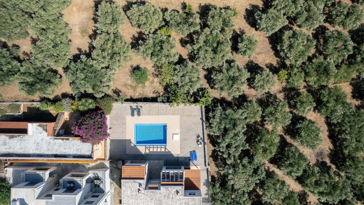 Photo of Outdoor in Tavronitis