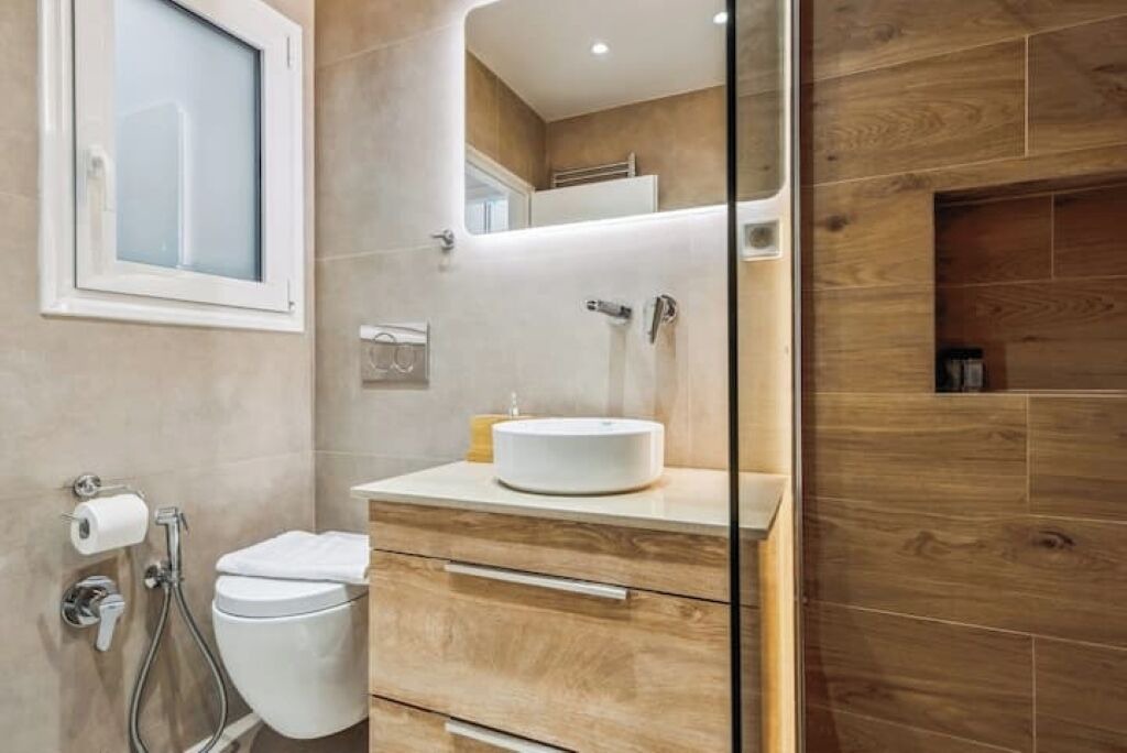 Photo of Bathroom in Kerameikos