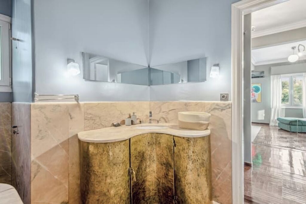 Photo of Bathroom in Thissio