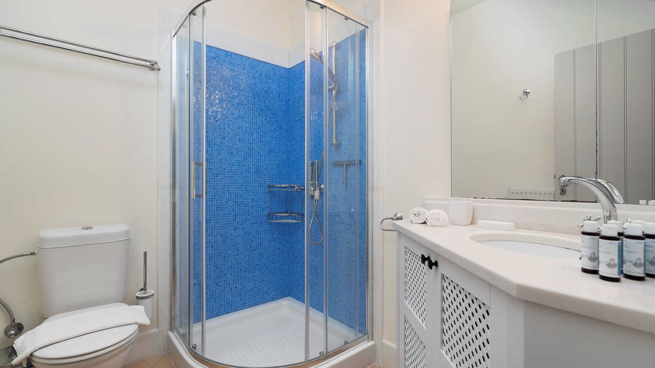 Photo of Bathroom in Maragas