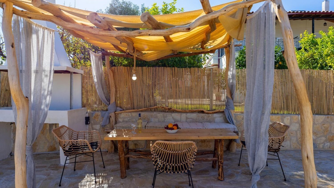 Photo of Outdoor in Petalidi