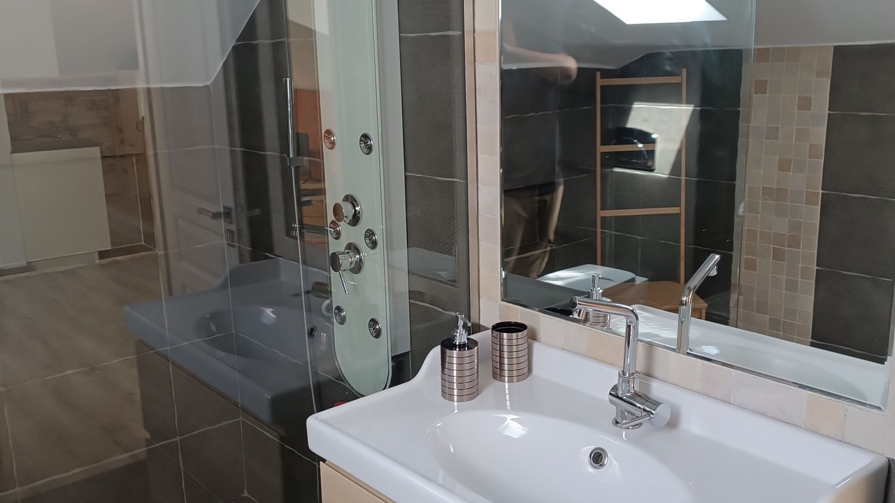 Photo of Bathroom in Paiania