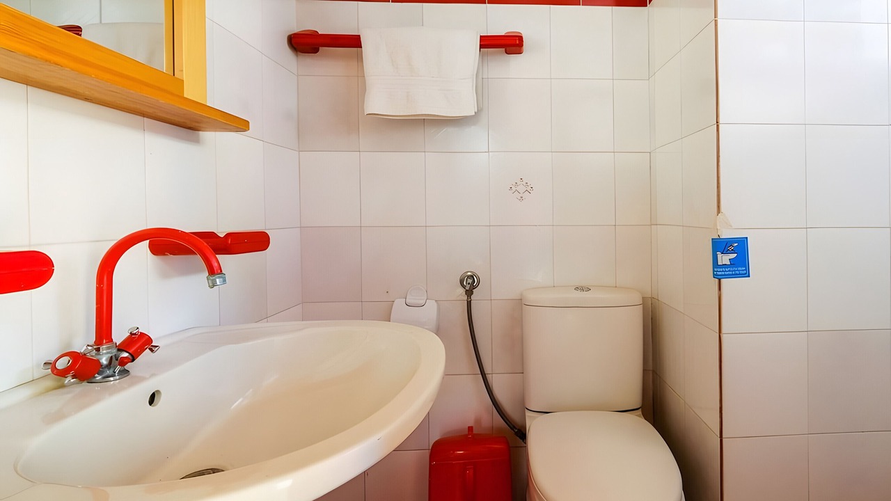 Photo of Bathroom in Kantanos-Selino