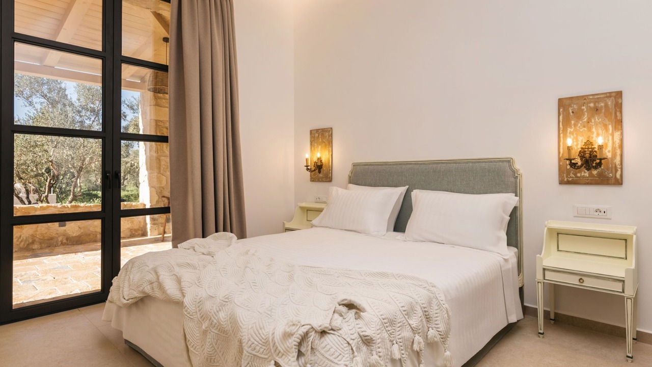 Photo of Bedroom in Gaitanion