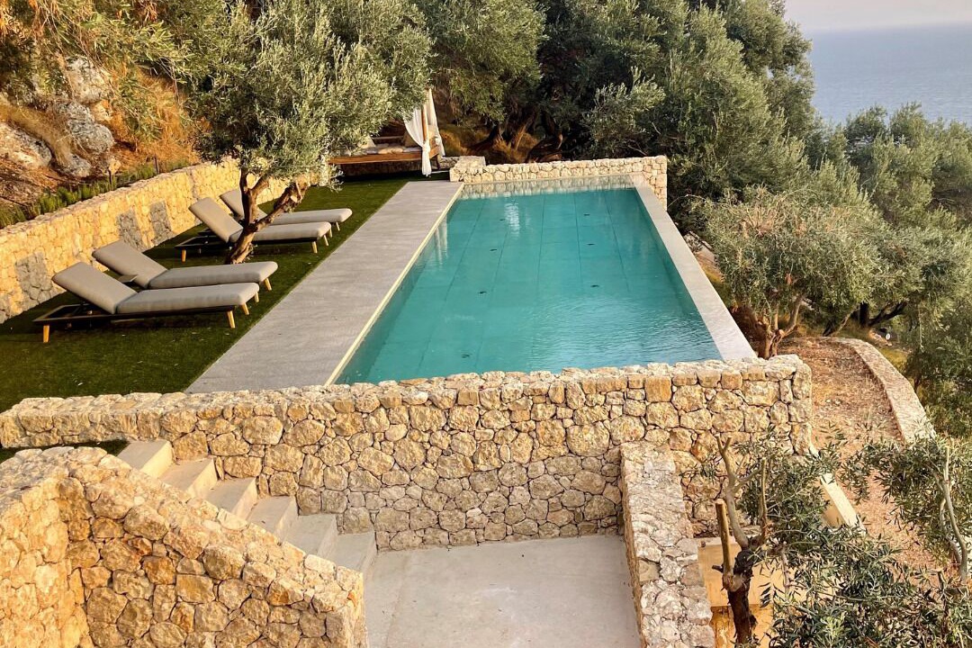 Photo of Outdoor in Pentati