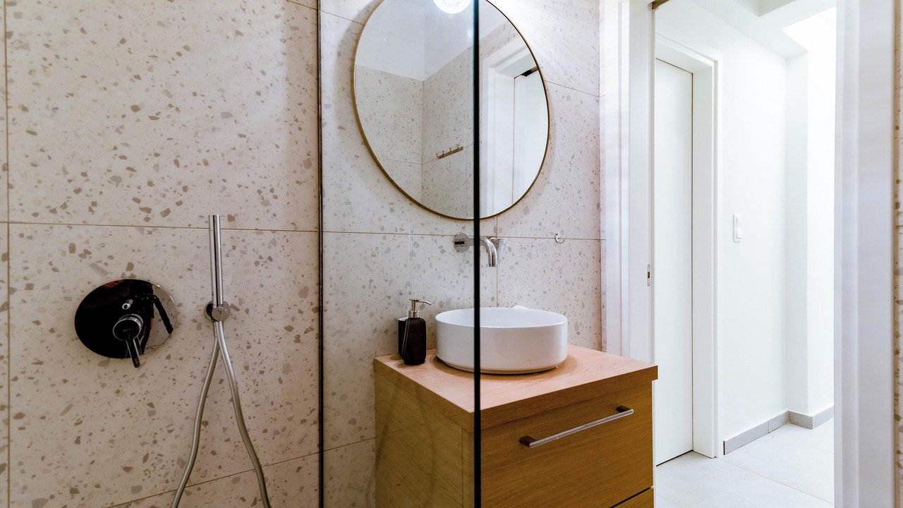 Photo of Bathroom in Kerameikos