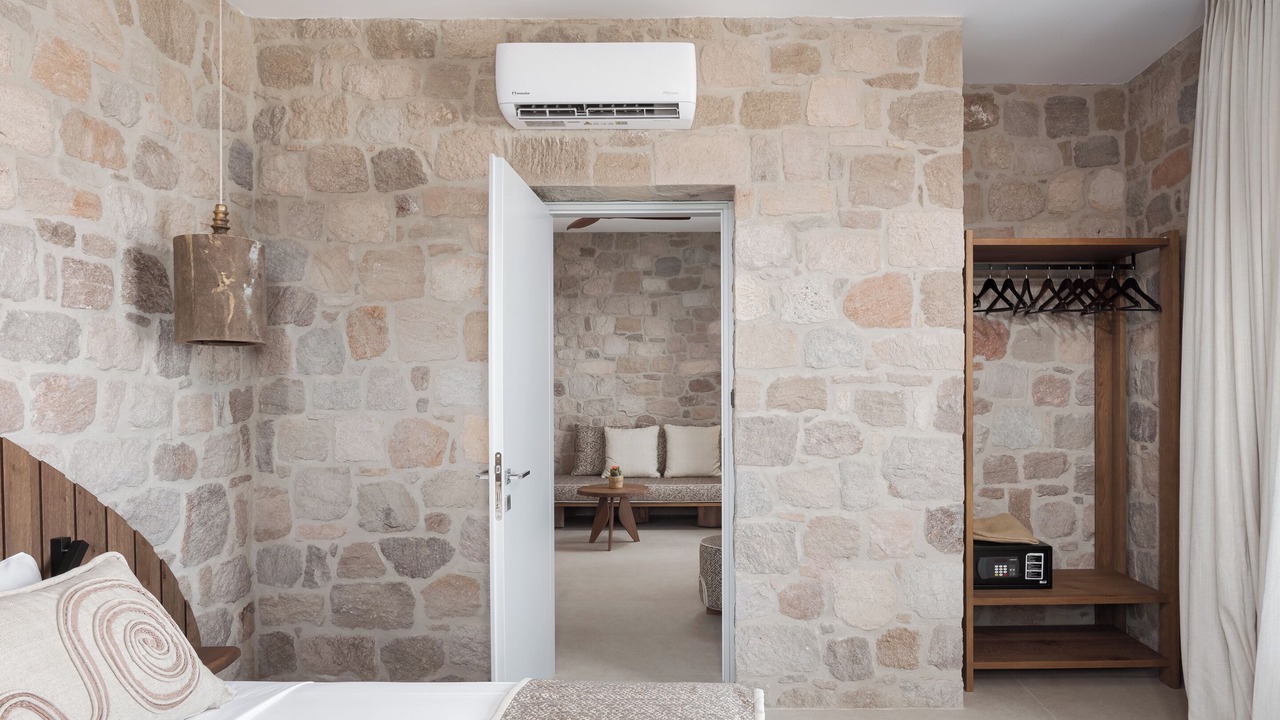 Photo of Bedroom in Milos