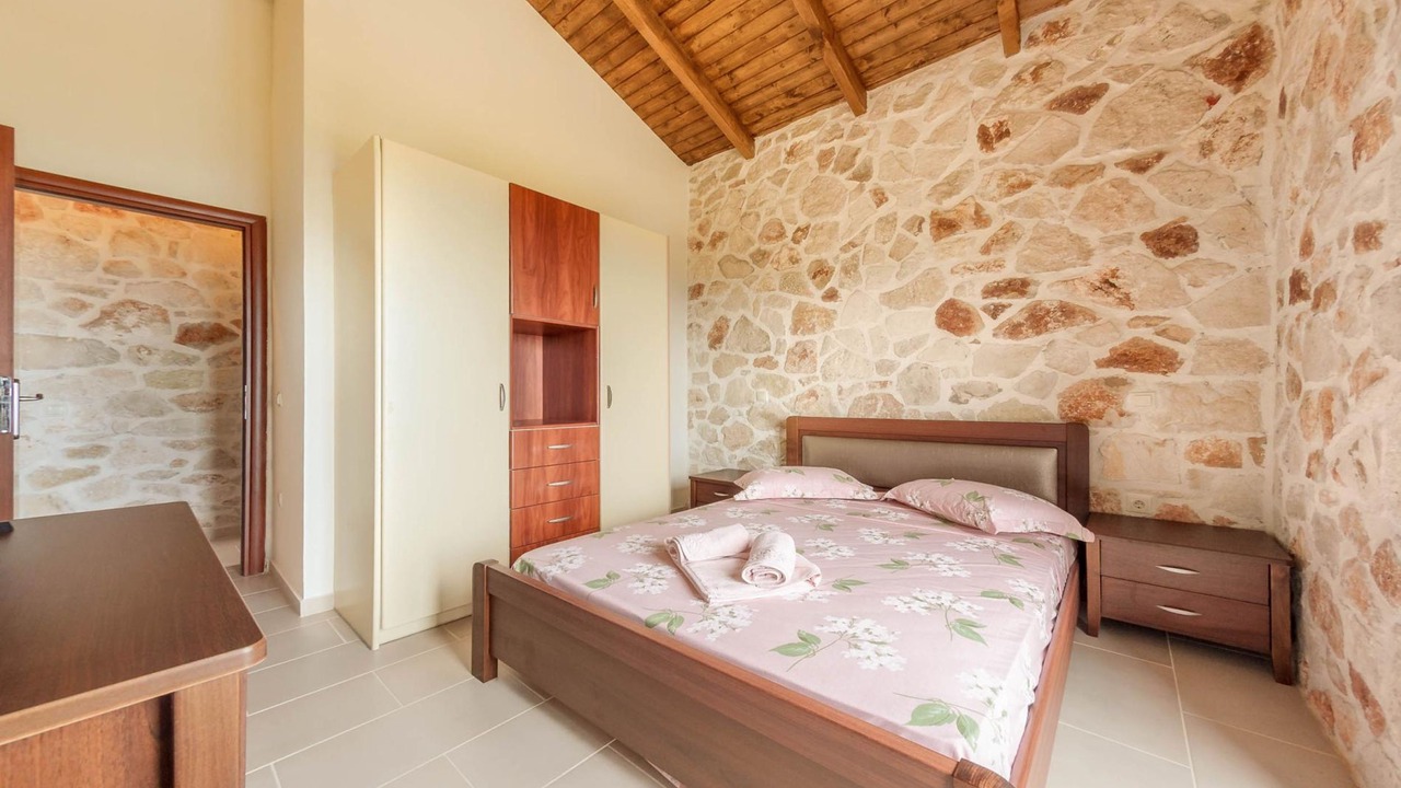 Photo of Bedroom in Elation