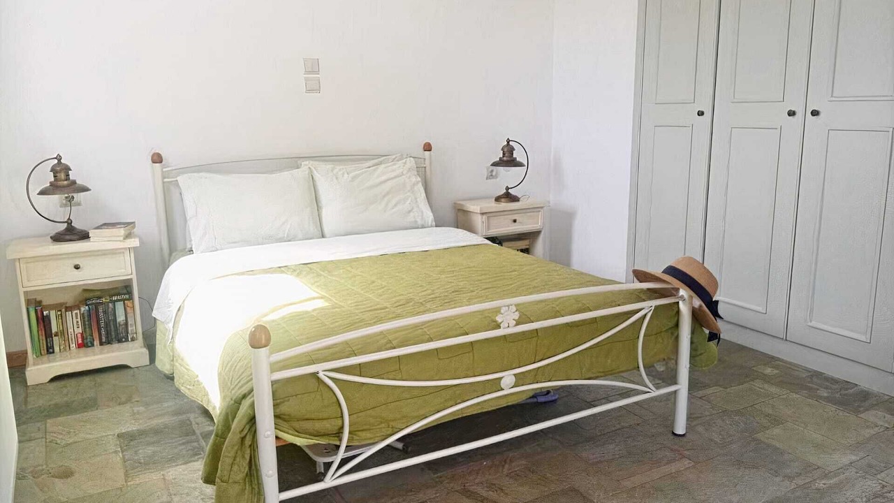 Photo of Bedroom in Votsi