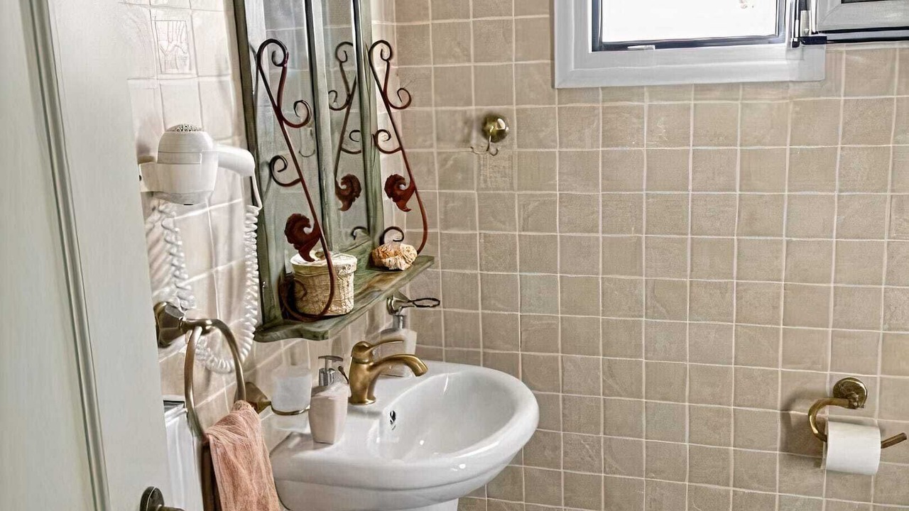 Photo of Bathroom in Votsi