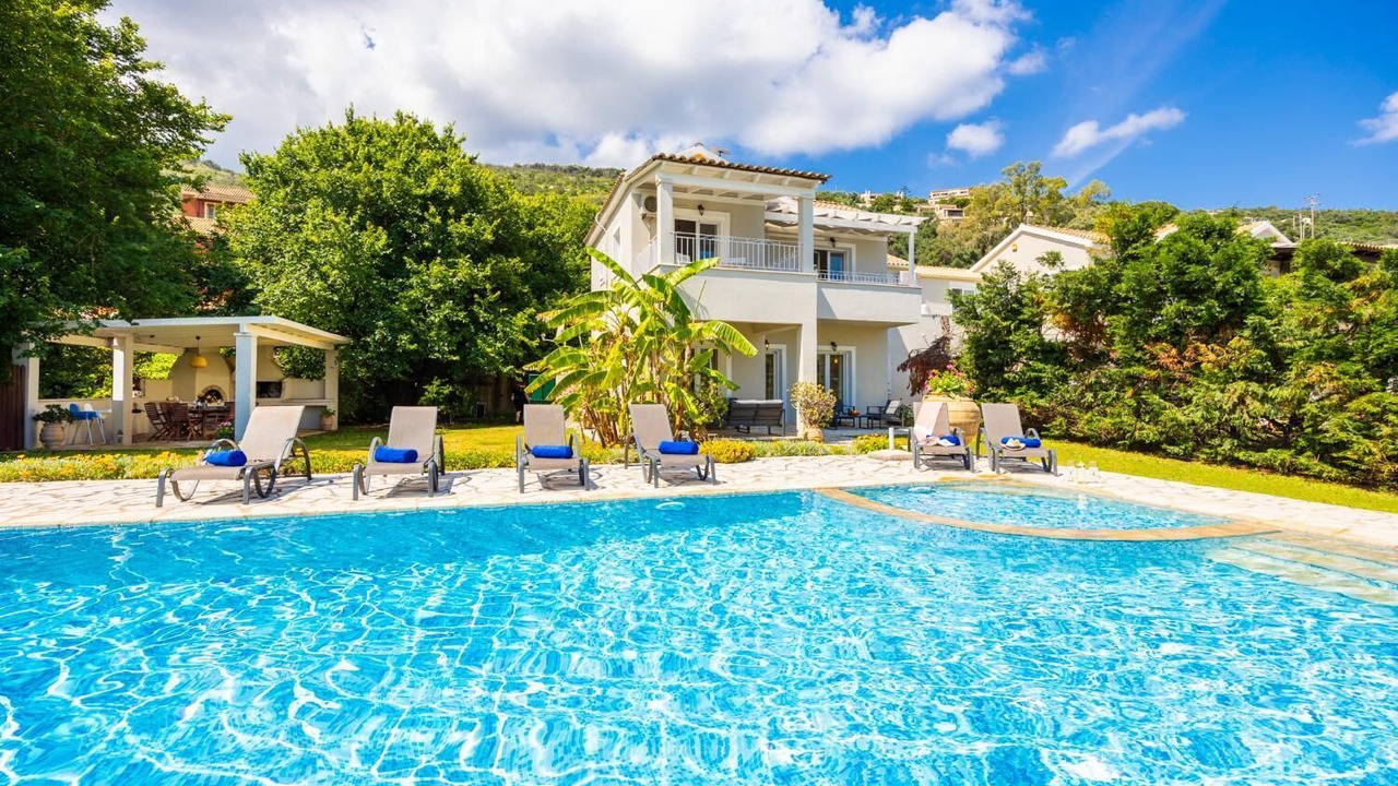 Photo of Outdoor in Apraos