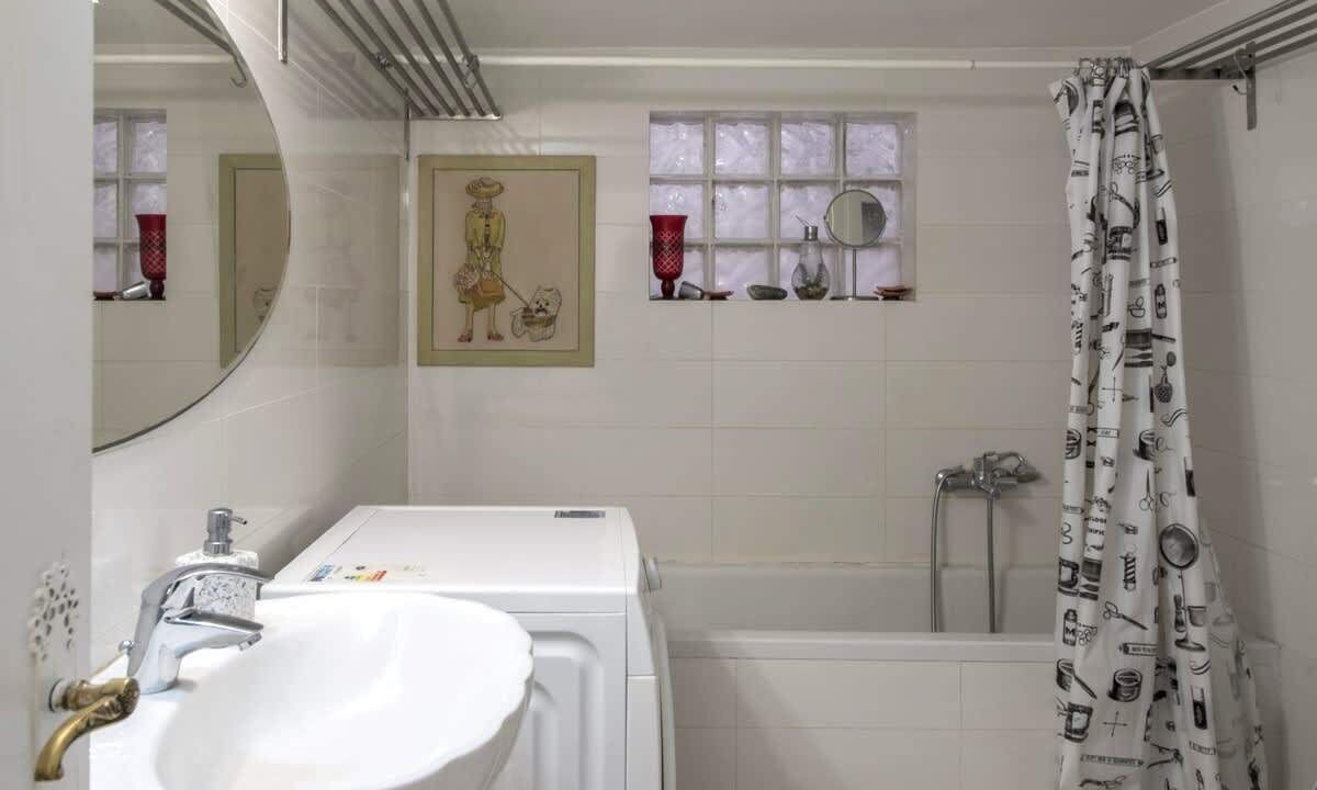 Photo of Bathroom in Mousio