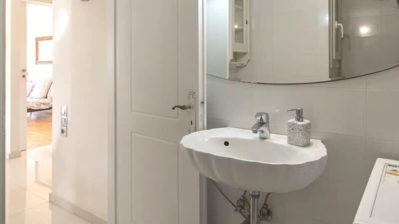Photo of Bathroom in Mousio