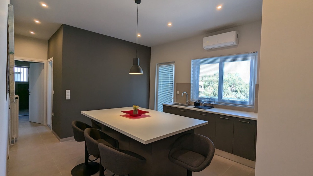 Photo of Kitchen in Alimos
