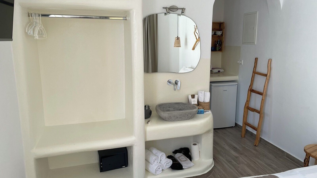 Photo of Bedroom in Agia Anna