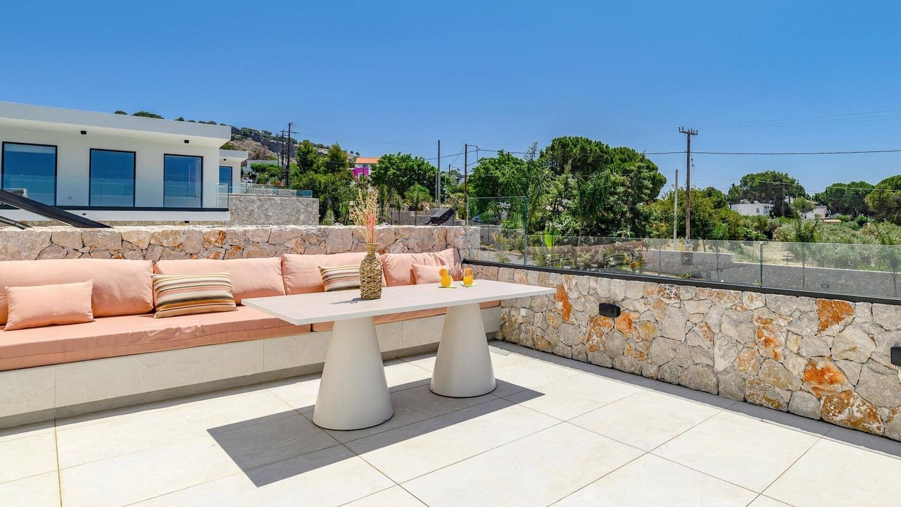 Photo of Others in Pefkos