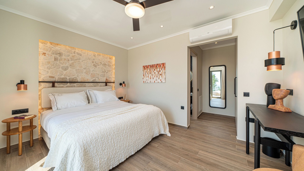 Photo of Bedroom in Antipata