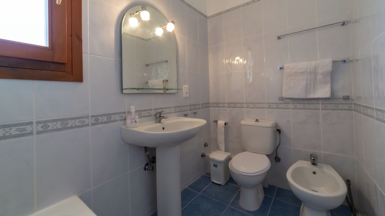 Photo of Bathroom in Kaligata