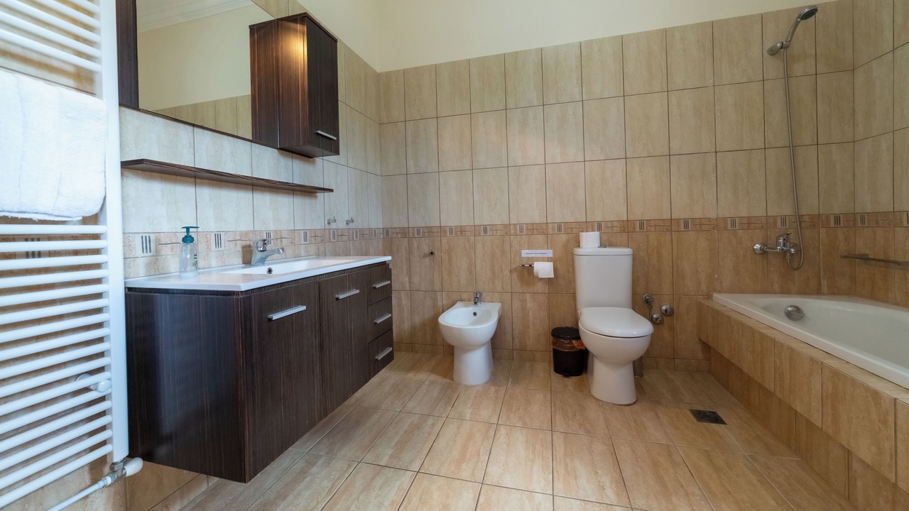 Photo of Bathroom in Kaligata
