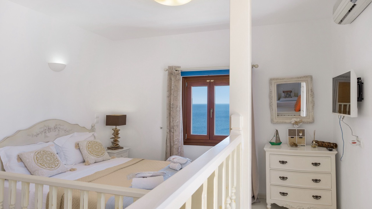 Photo of Bedroom in Astypalaia