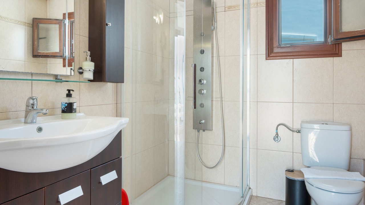 Photo of Bathroom in Astypalaia