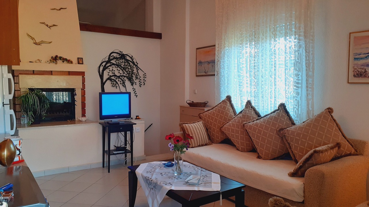 Photo of Livingroom in Kalamitsi