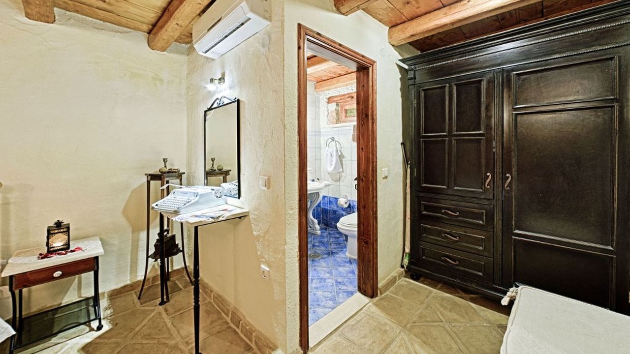 Photo of Bedroom in Skinaria