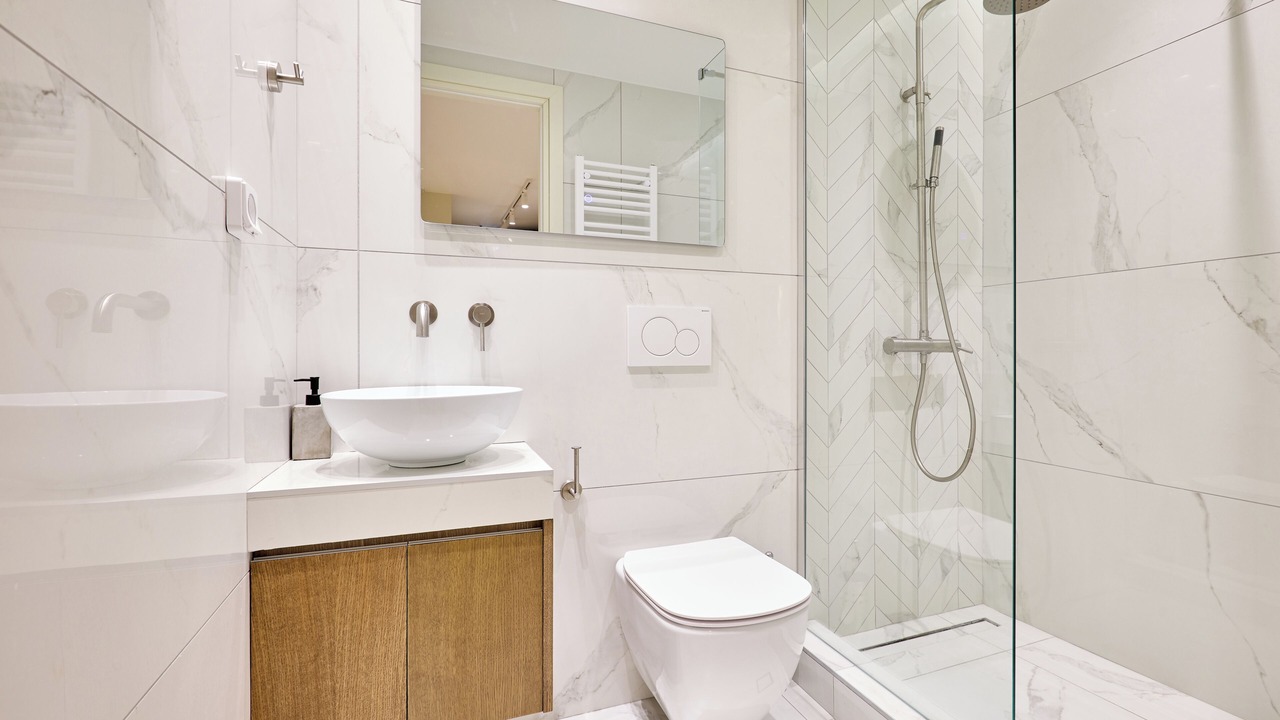 Photo of Bathroom in Elliniko-Argyroupoli