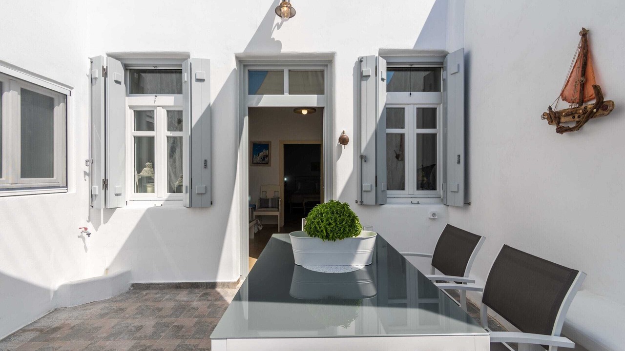 Photo of Outdoor in Milos