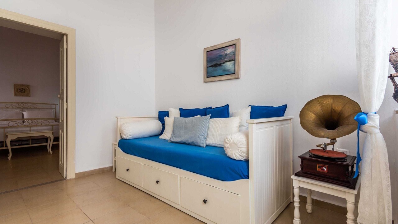 Photo of Bedroom in Milos