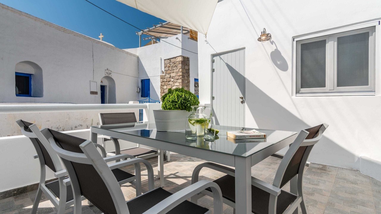 Photo of Outdoor in Milos