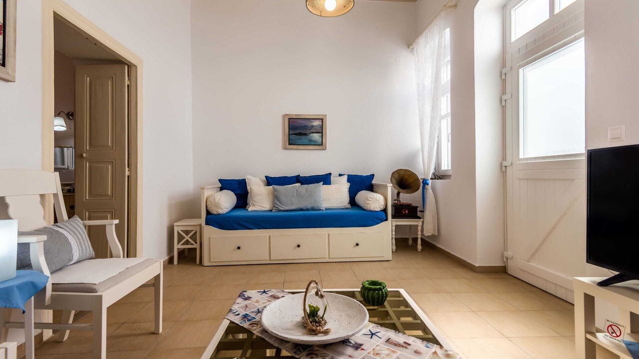 Photo of Livingroom in Milos