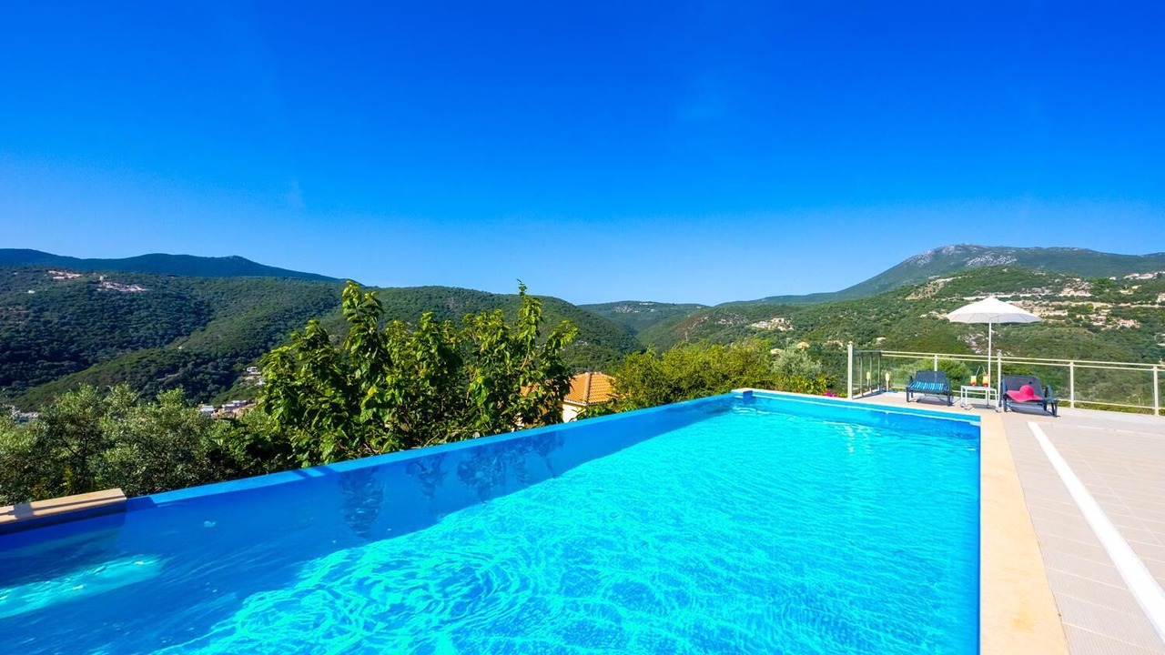 Photo of Outdoor in Mikros Gialos