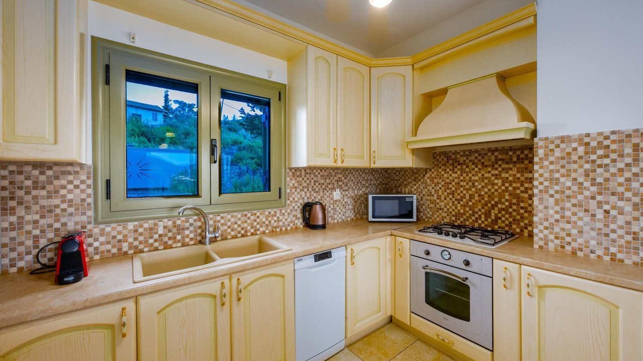 Photo of Kitchen in Mikros Gialos