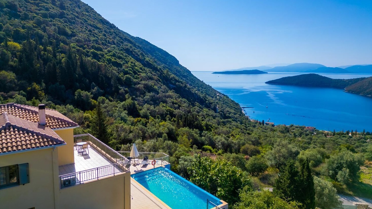 Photo of Outdoor in Mikros Gialos