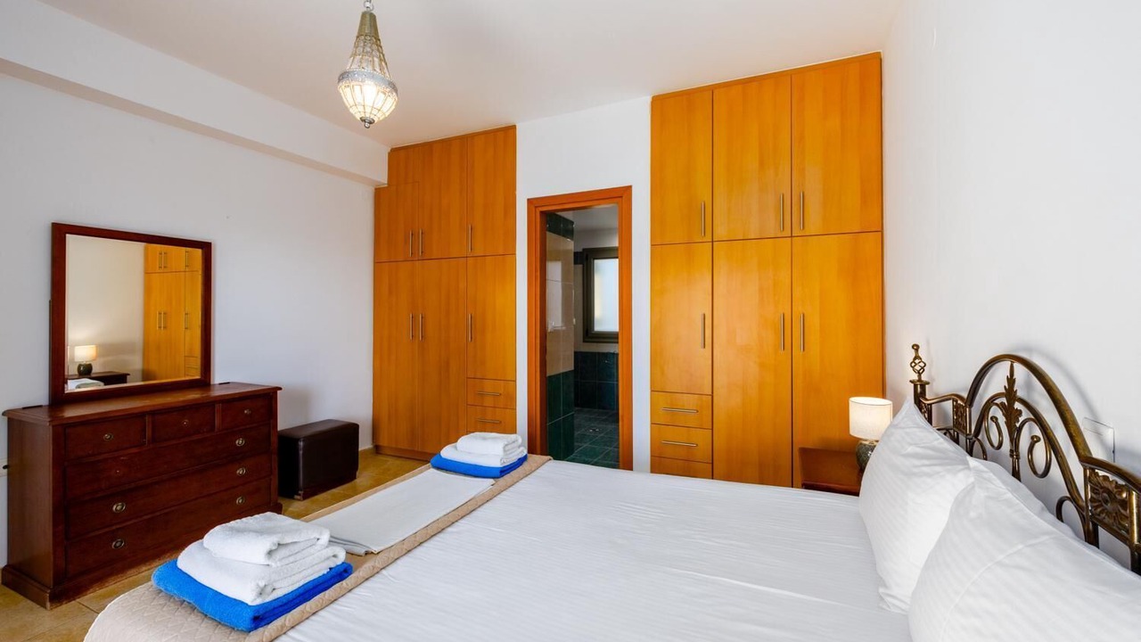 Photo of Bedroom in Mikros Gialos