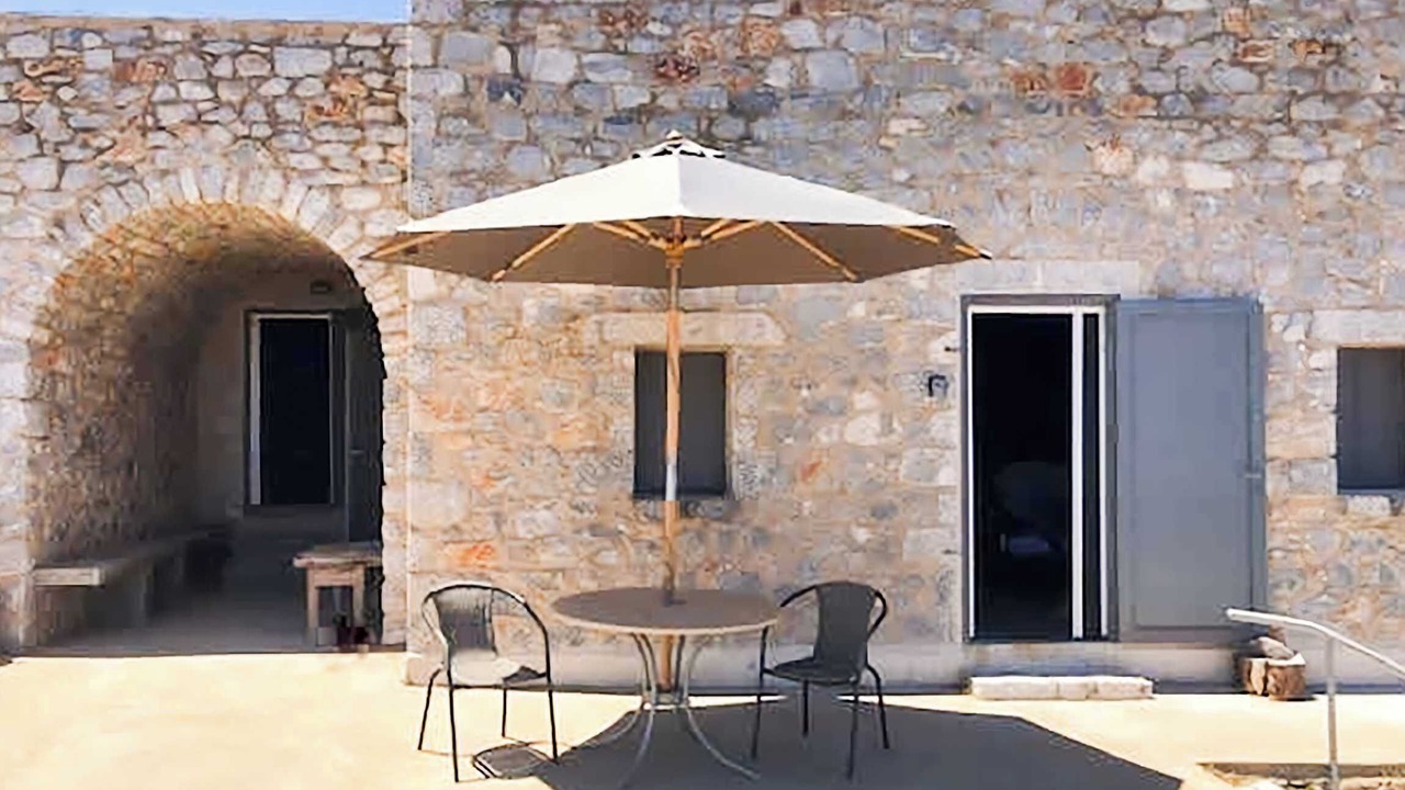 Photo of Outdoor in Layia