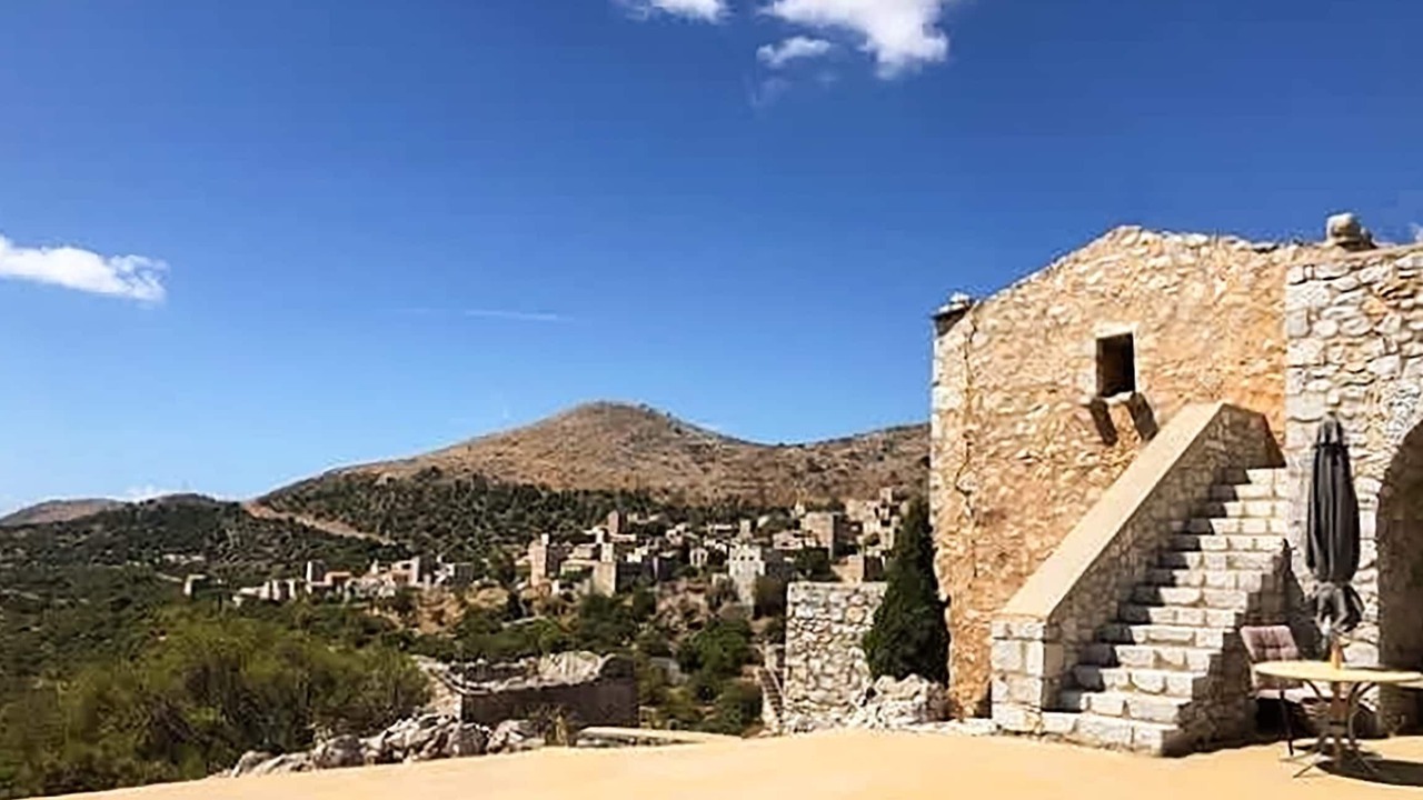 Photo of Outdoor in Layia