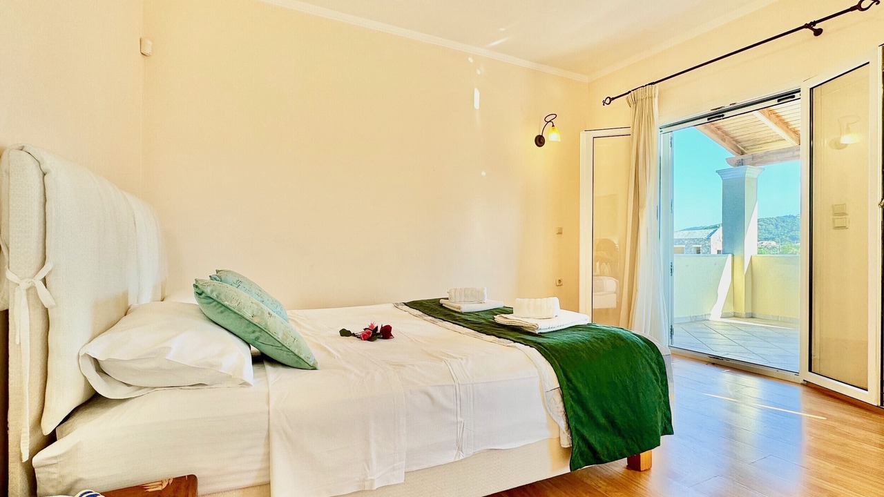 Photo of Bedroom in Almiros Beach