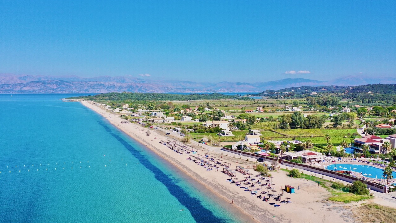 Photo of Others in Almiros Beach