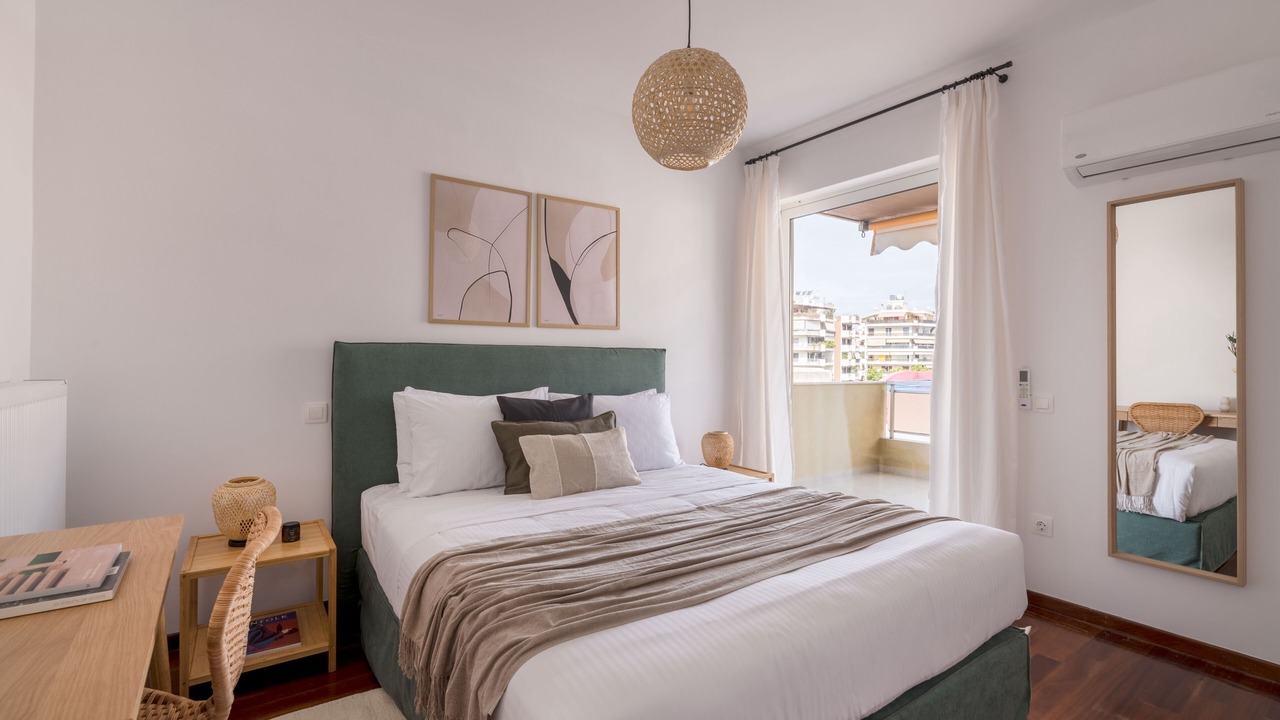 Photo of Bedroom in Alimos