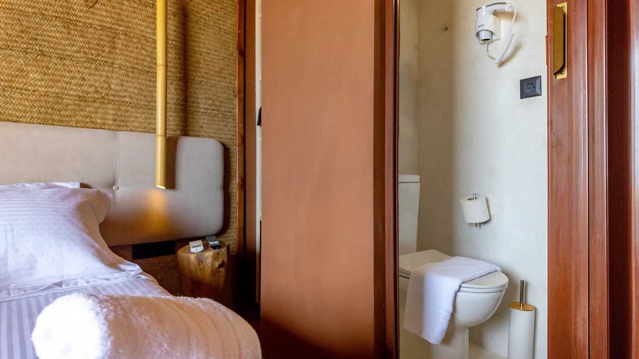 Photo of Bathroom in Kalathas