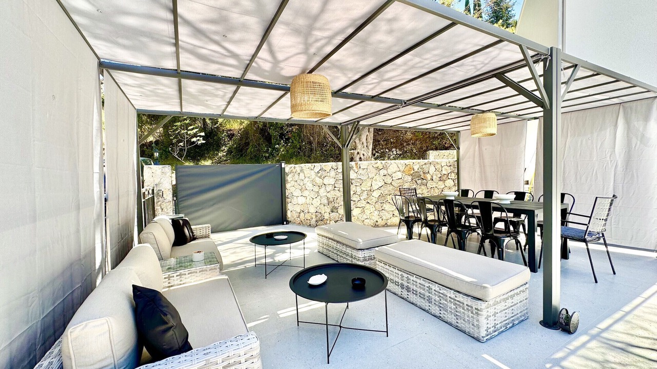 Photo of Outdoor in Achilleio