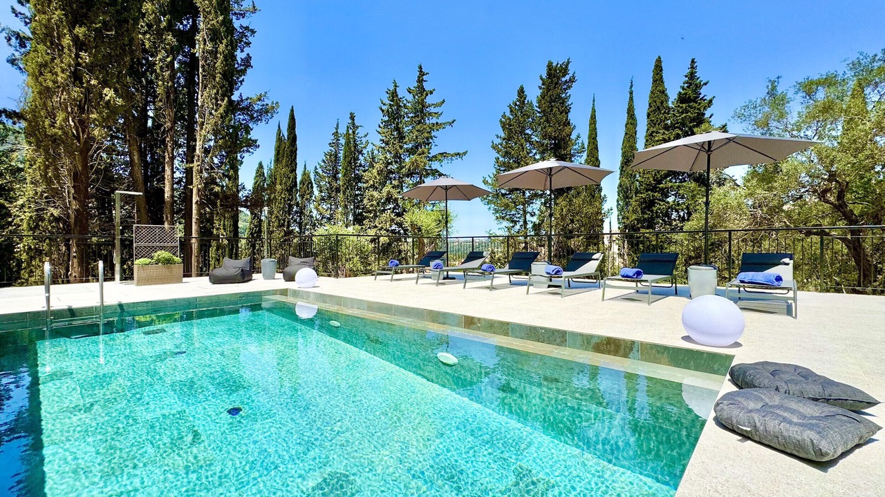 Photo of Outdoor in Achilleio