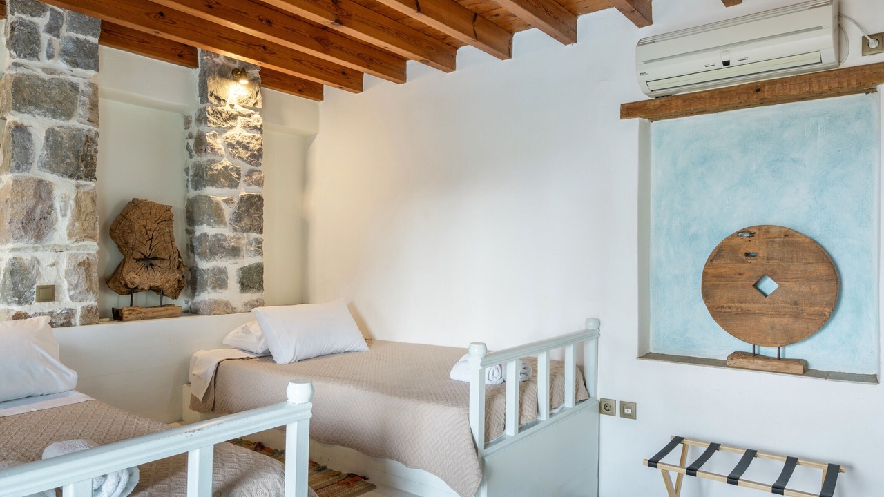 Photo of Bedroom in Skala