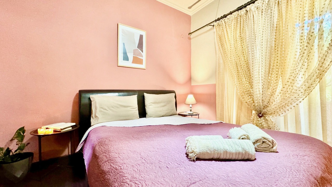 Photo of Bedroom in Ipsos
