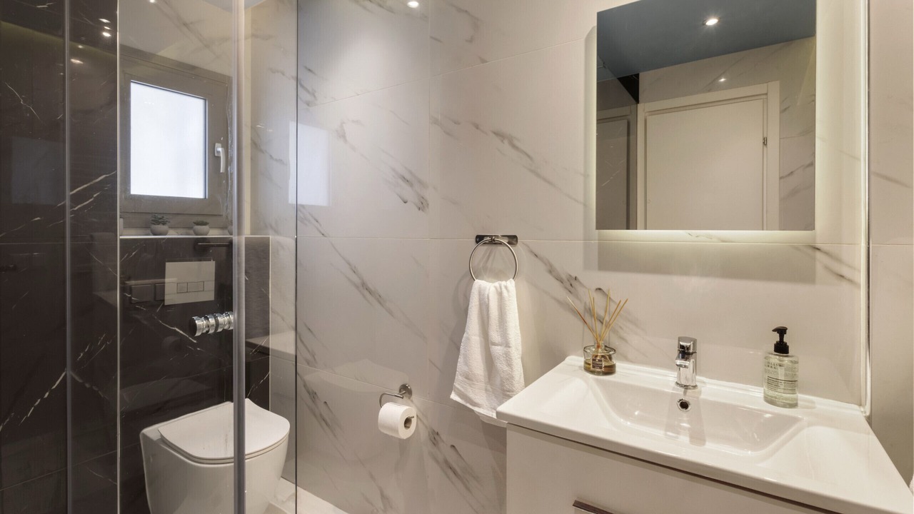 Photo of Bathroom in Omonia