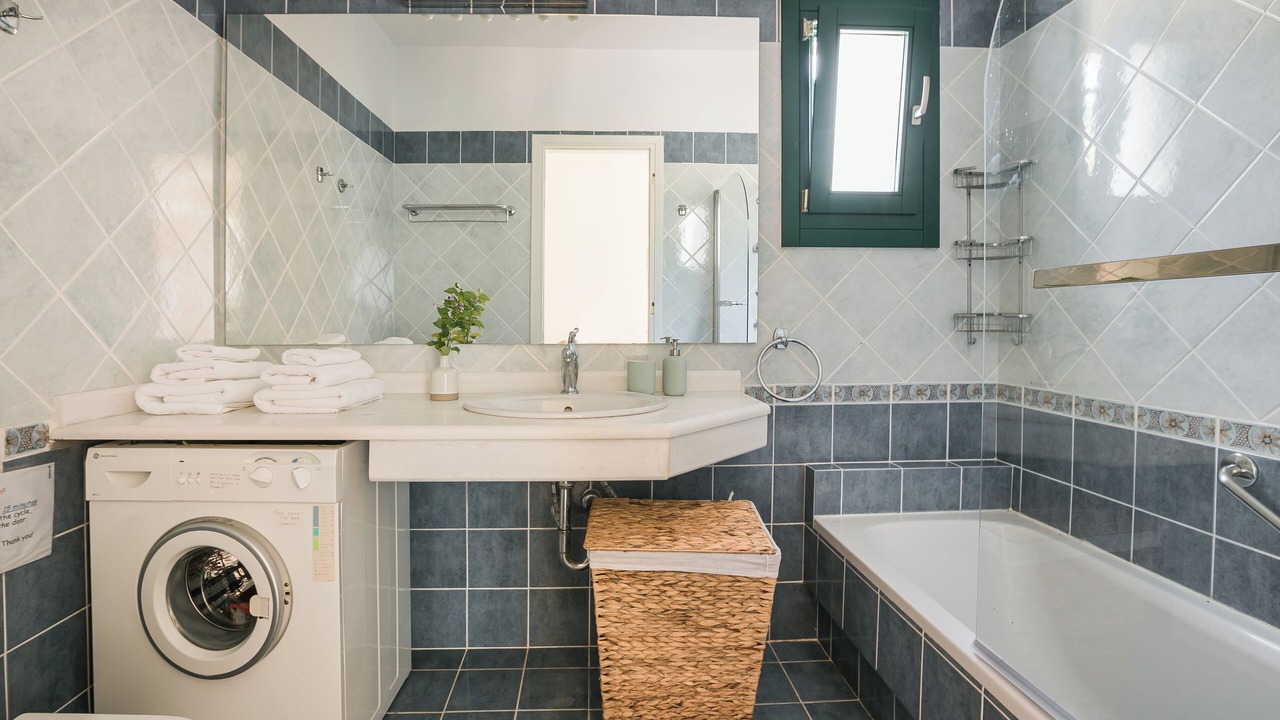 Photo of Bathroom in Leivathos