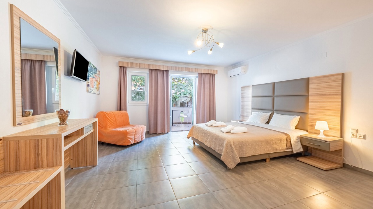 Photo of Bedroom in Anthousa