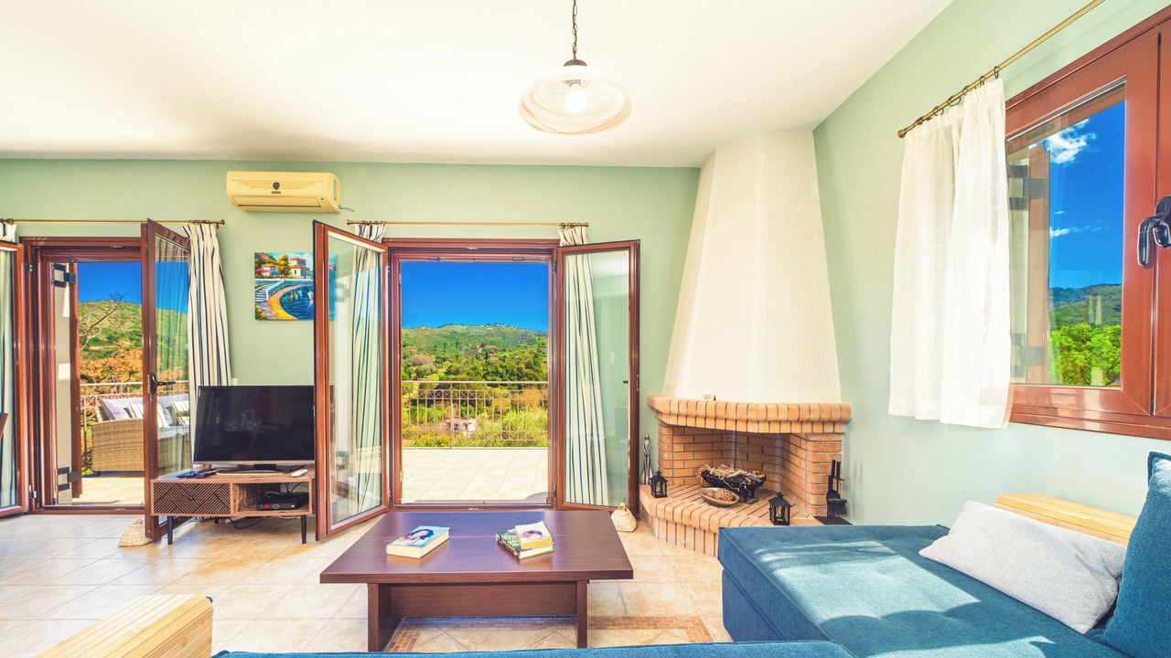 Photo of Livingroom in Eleios-Pronnoi